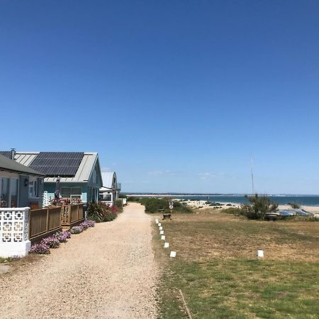 Stay At 'The Elms' In Tranquil Church Norton, Selsey - Ground Floor Bedroom, Own Private Bathroom, Quiet Beach, 2 Acre Garden By The Sea, On Edge Of Wildlife Nature Reserve Exteriér fotografie